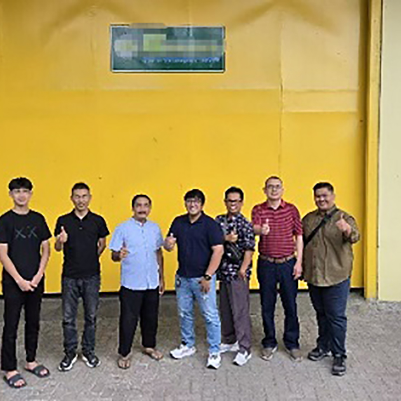 Tenach OTR στην Ινδονησία